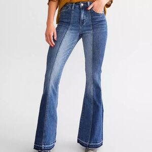 Buckle Flying Monkey High Rise Super Flare Stretch Jean. Size 32/30.